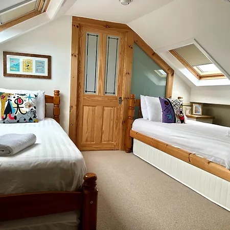 Thorpe House -