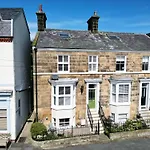 Dom wakacyjny Thorpe House - *